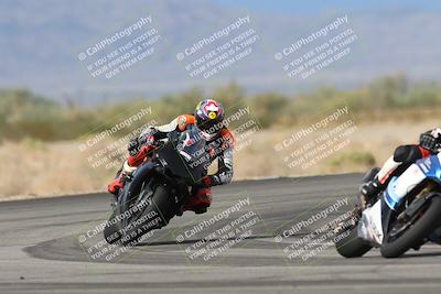 media/Nov-16-2025-Race Pace (Sun) [[8c5fa54630]]/Verified Riders/7-Turn 4 (1155am)/